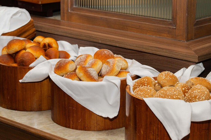 Breakfast/Coffee Service 175 of 315