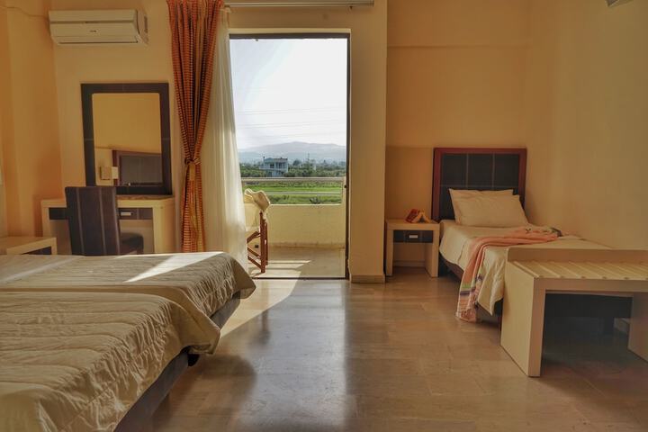 Room 19 of 53
