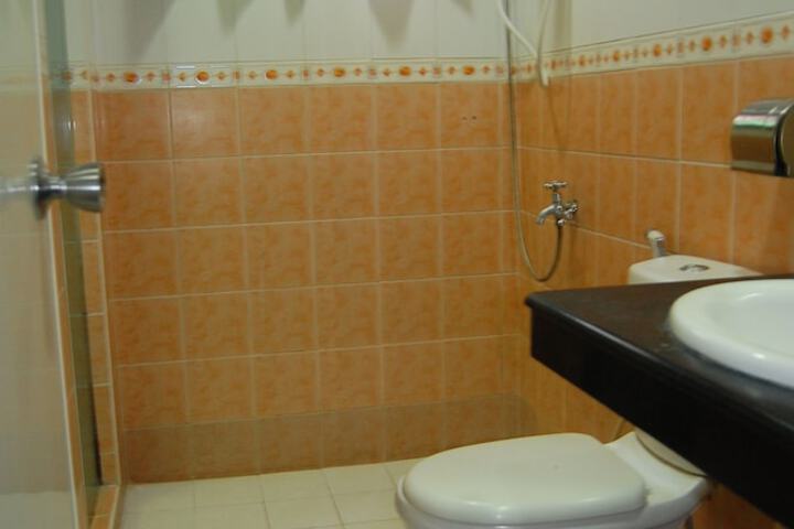 Room 17 of 29