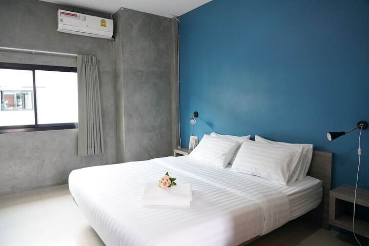Room 18 of 62