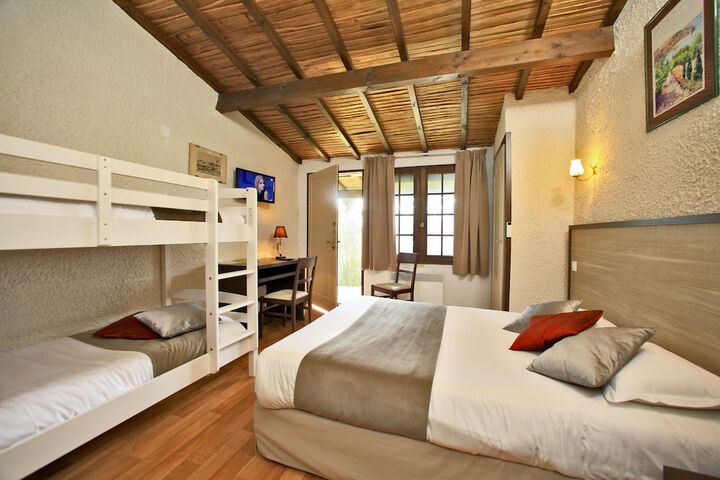 Room 8 of 49