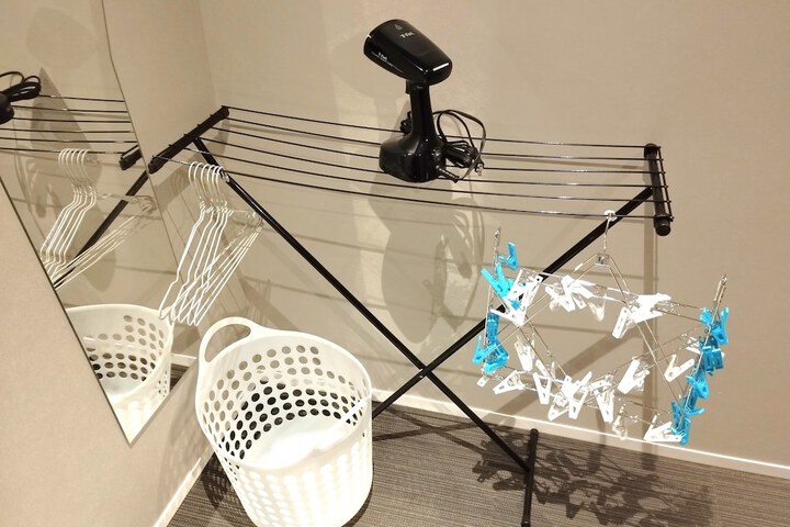 Room 7 of 28