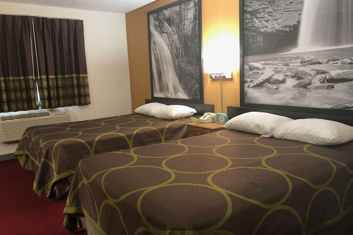 2 Double Beds (5 of 11)
