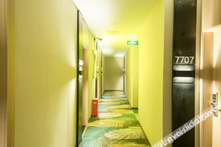 Hotel Interior 6 of 21