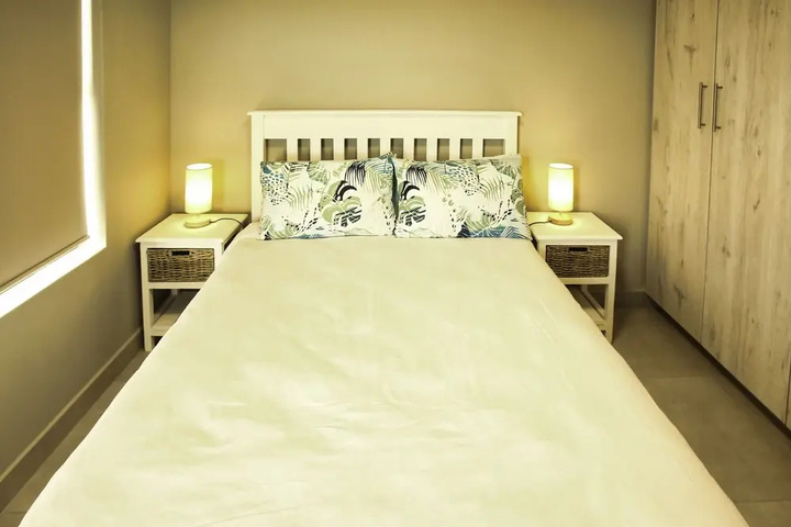 Room 4 of 13
