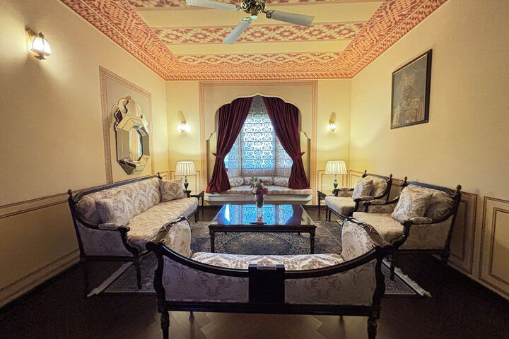 Room 45 of 133