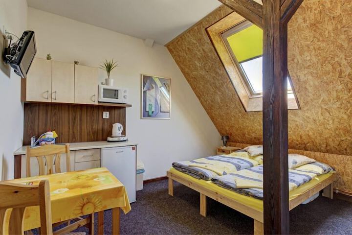 Room 15 of 41
