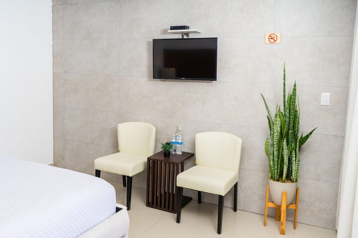 Room 19 of 120
