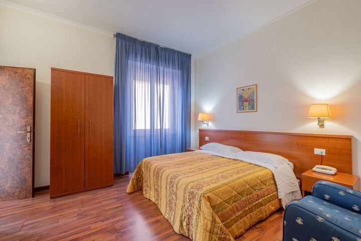 Room 14 of 31