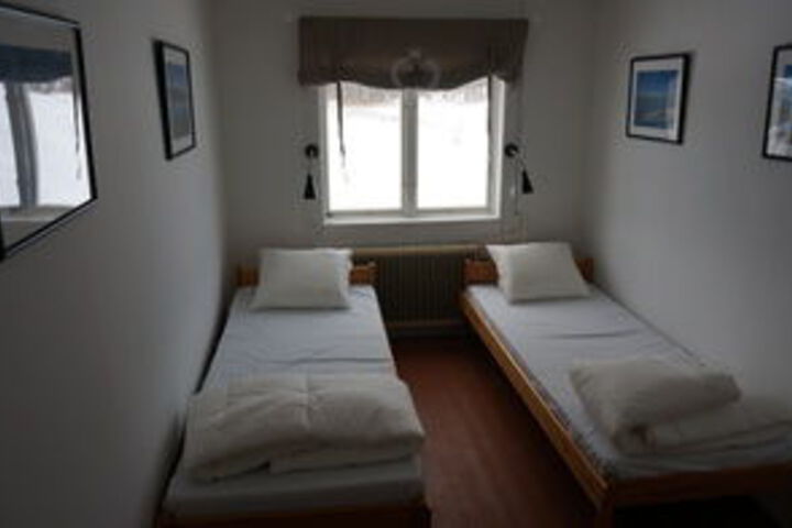 Room 18 of 49