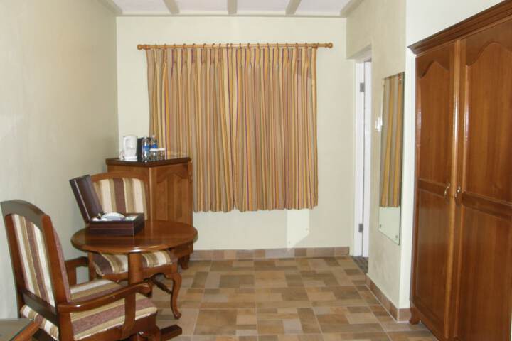 Room 37 of 95