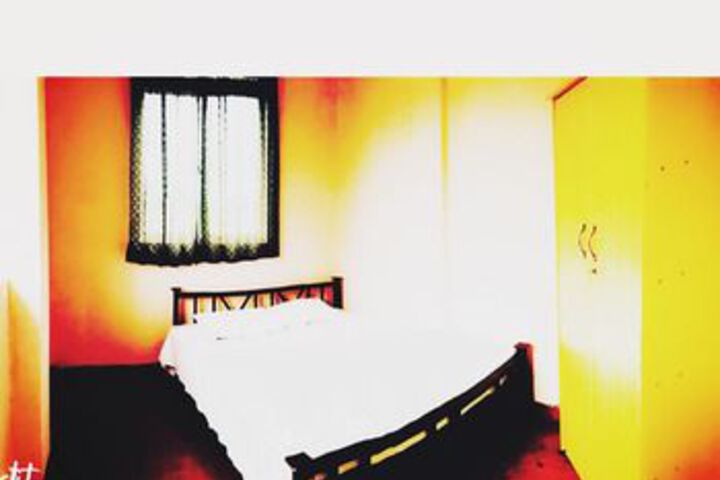 Room 46 of 87