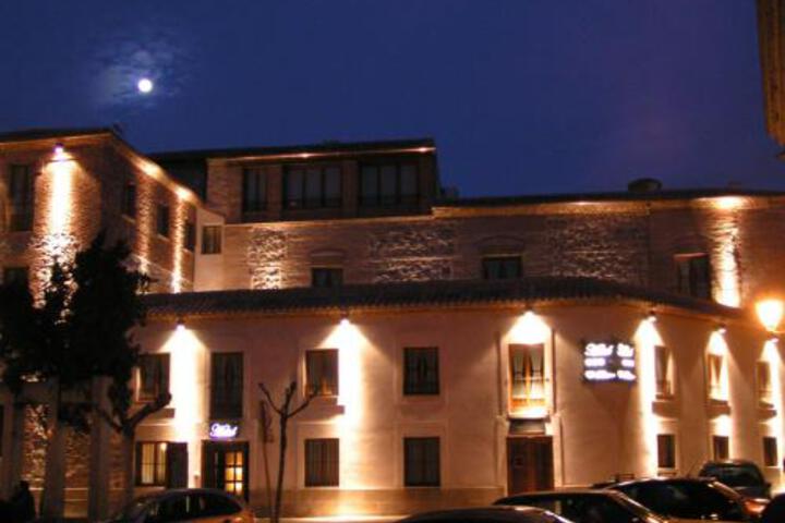Hotel 2 of 8