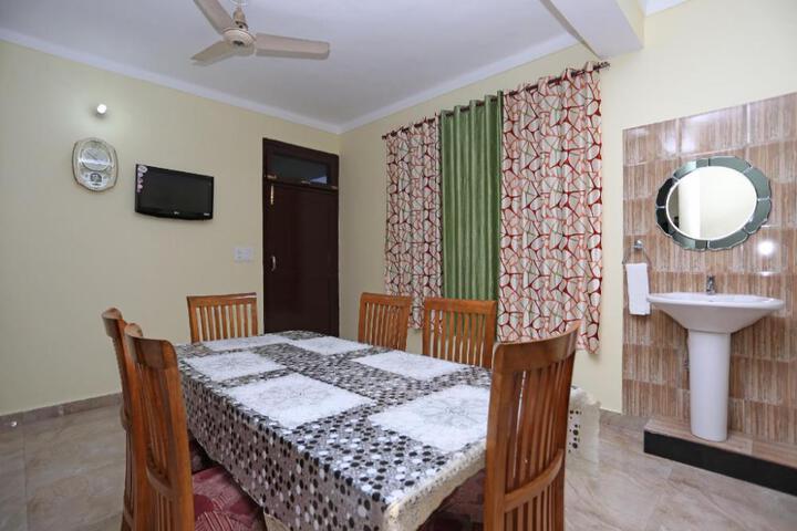 Hotel O Aashirwaad valley