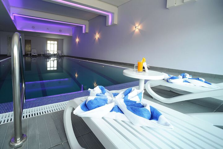 Pool 85 of 129