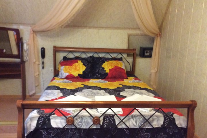 Room 6 of 69