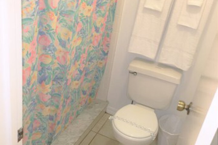 Room 6 of 291