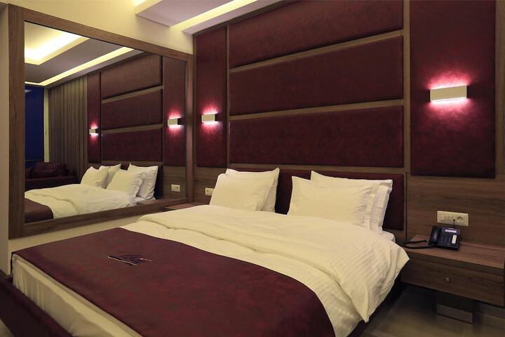 Room 20 of 105