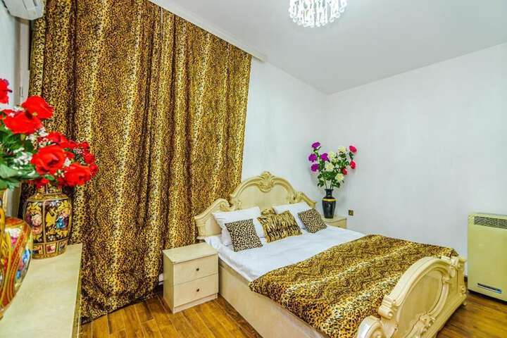 Room 15 of 23