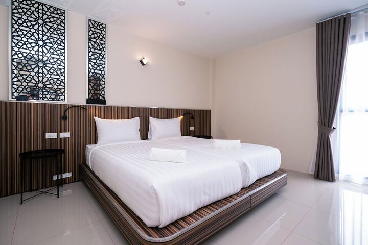 Room 44 of 97