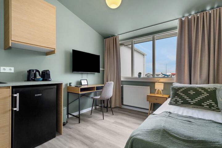 Room 26 of 87