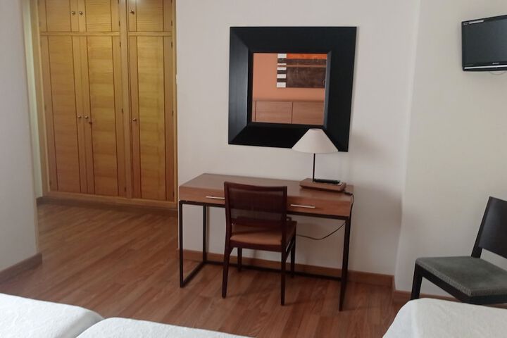 Room 18 of 36