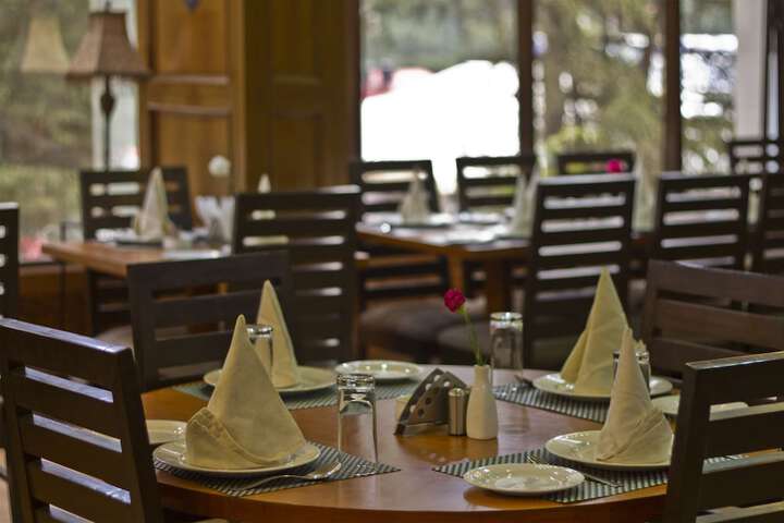 Dining 70 of 98