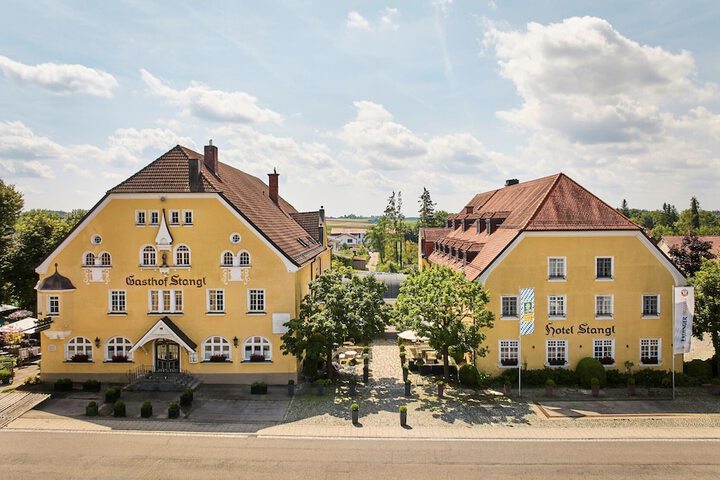 Hotel Gutsgasthof Stangl in Vaterstetten