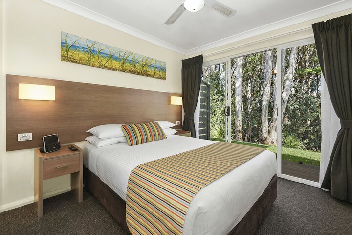 Room 5 of 27