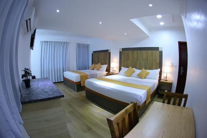 Room 16 of 37