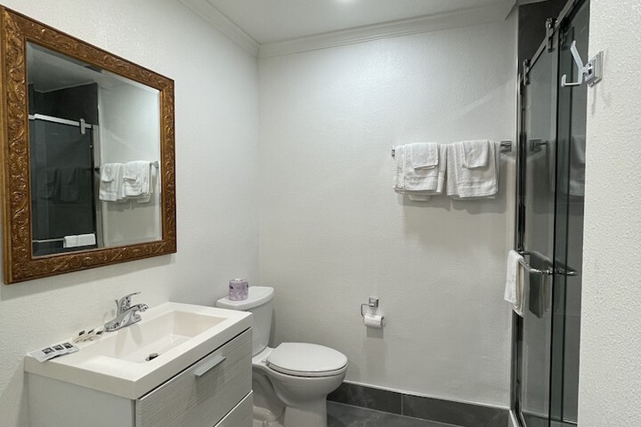 Room 16 of 23