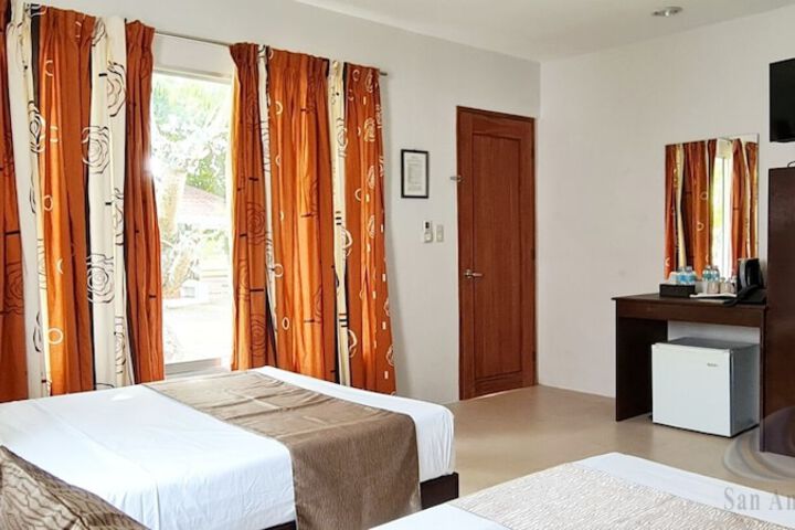 Room 3 of 26