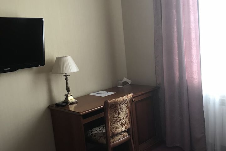 Room 20 of 37
