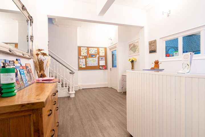 Entrance & Lobby