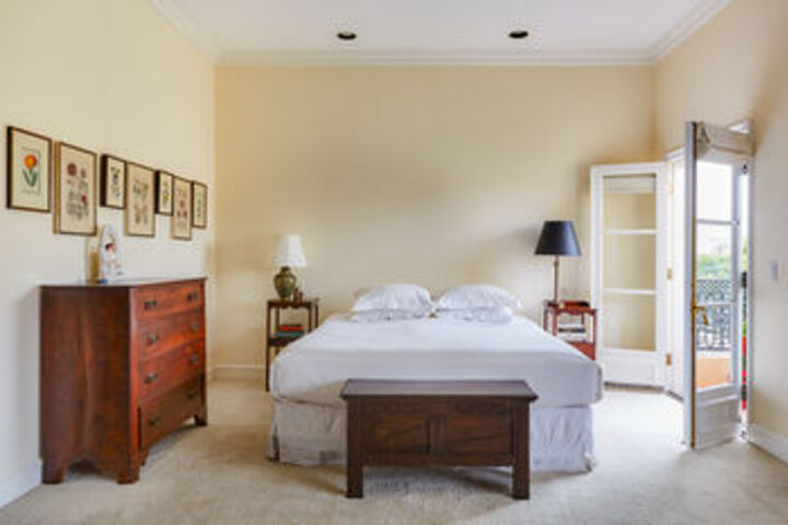 Room 82 of 222