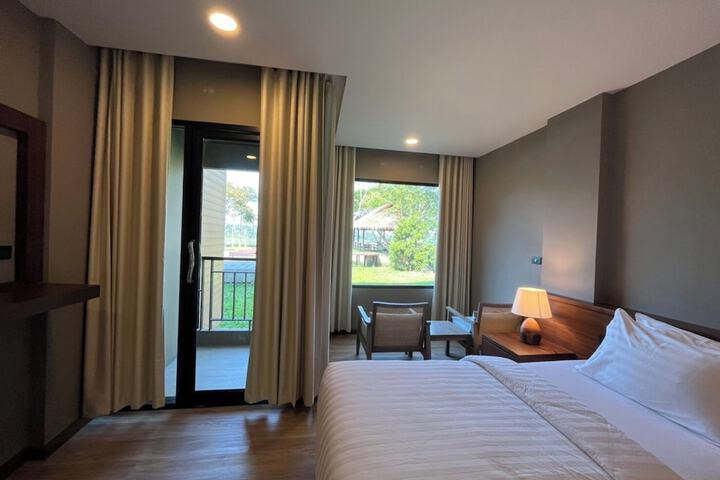 Room 41 of 95