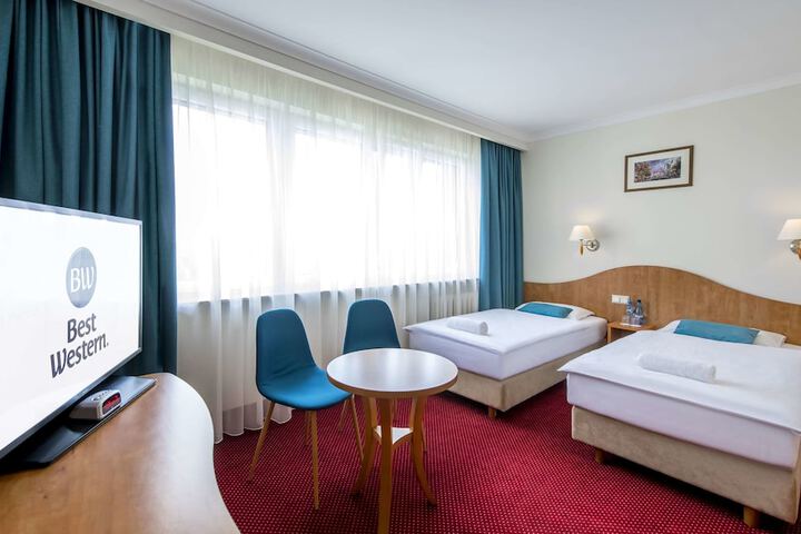 Room 15 of 59
