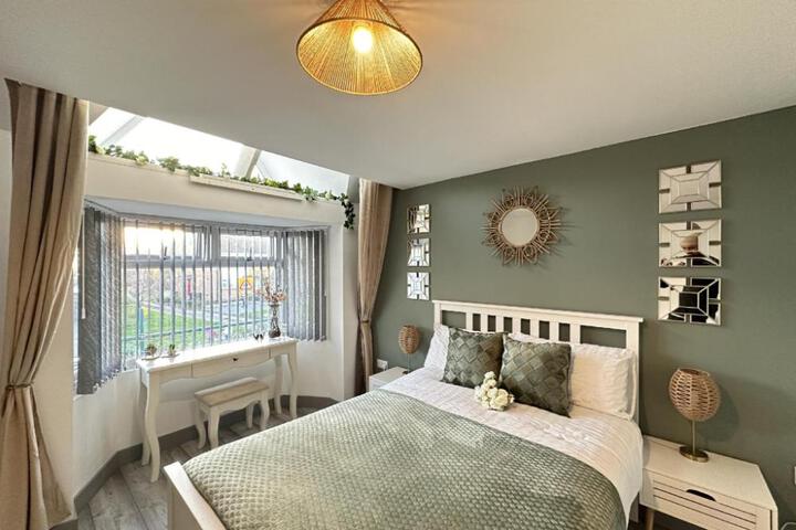 Photo of Lilypad Suite near BHX NEC HS2 and Resort World