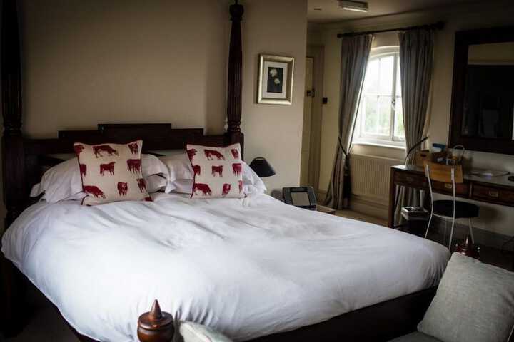 Room 16 of 36