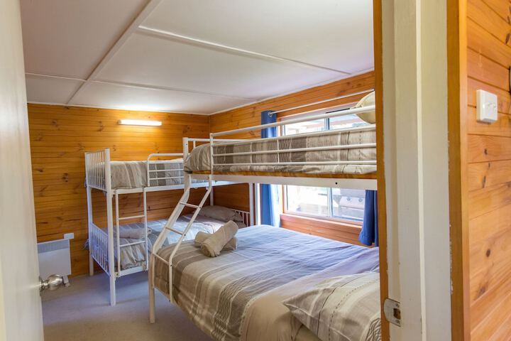 Room 27 of 67