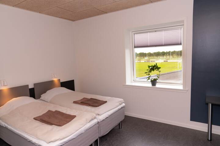 Room 9 of 26