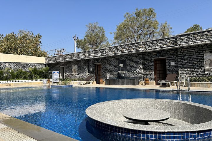 Pool 46 of 78