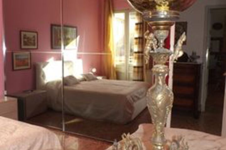 Room 40 of 69