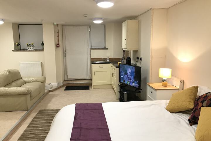Room 29 of 65
