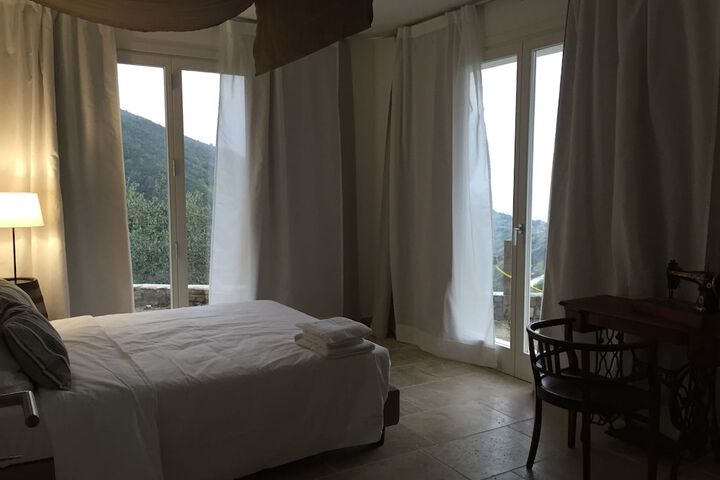 Room 7 of 44