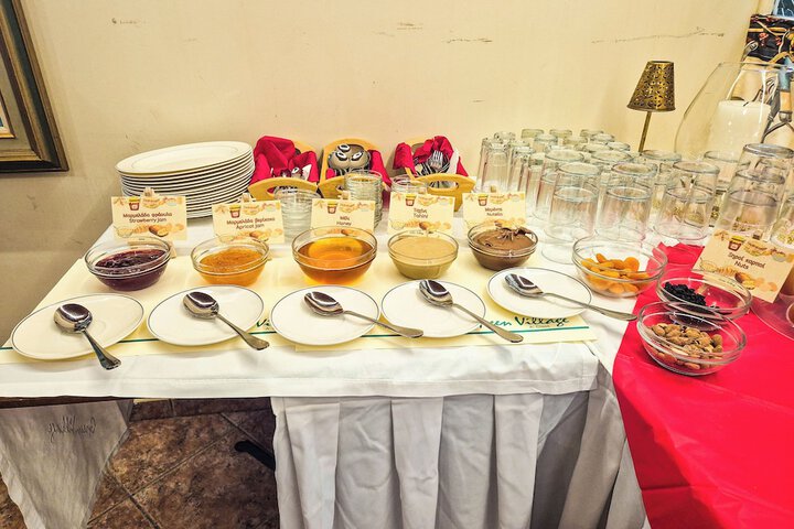 Dining 82 of 103