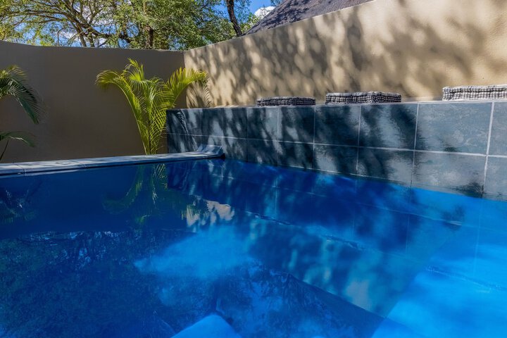 Pool 62 of 79