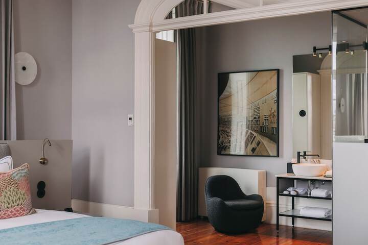 Room 46 of 147