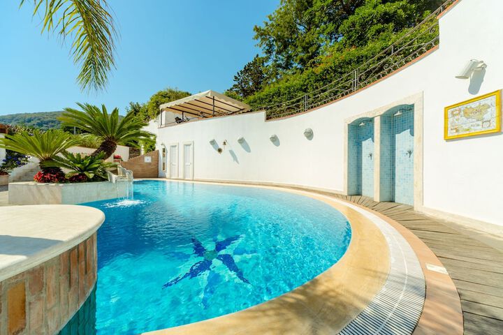 Pool 56 of 106