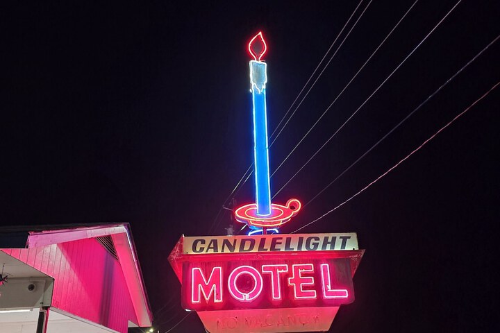 Candle Light Motel in Ozark, AL